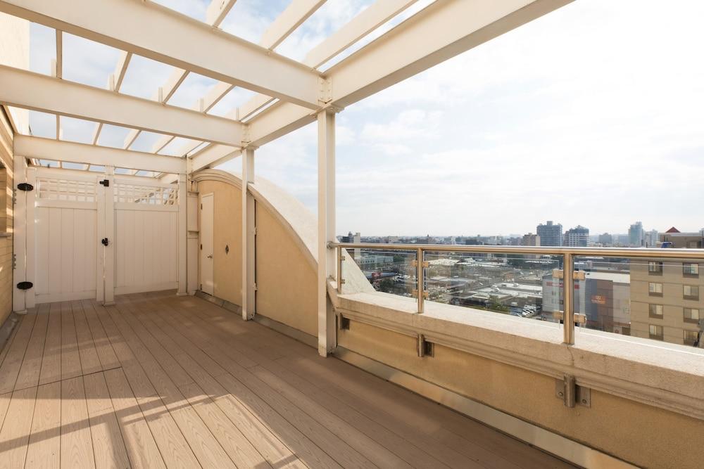 Howard Johnson By Wyndham Long Island City Νέα Υόρκη Εξωτερικό φωτογραφία