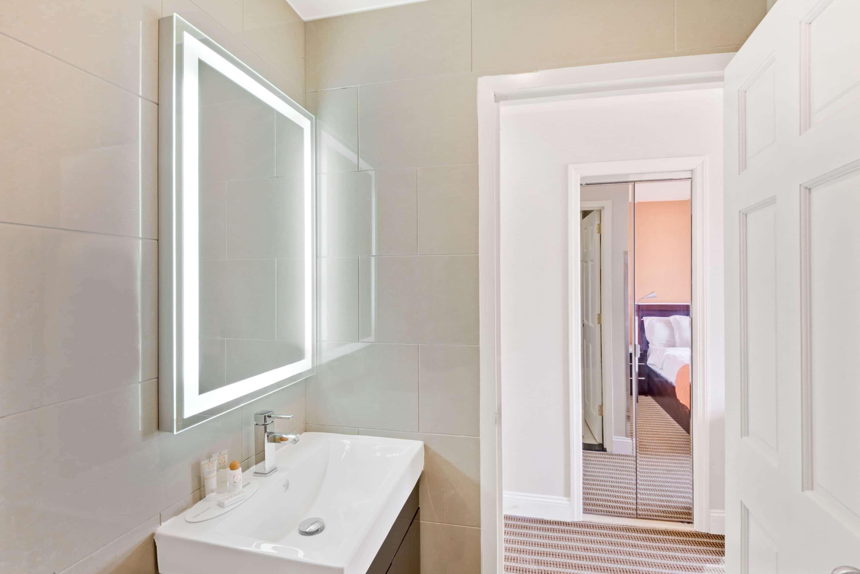 Howard Johnson By Wyndham Long Island City Νέα Υόρκη Εξωτερικό φωτογραφία