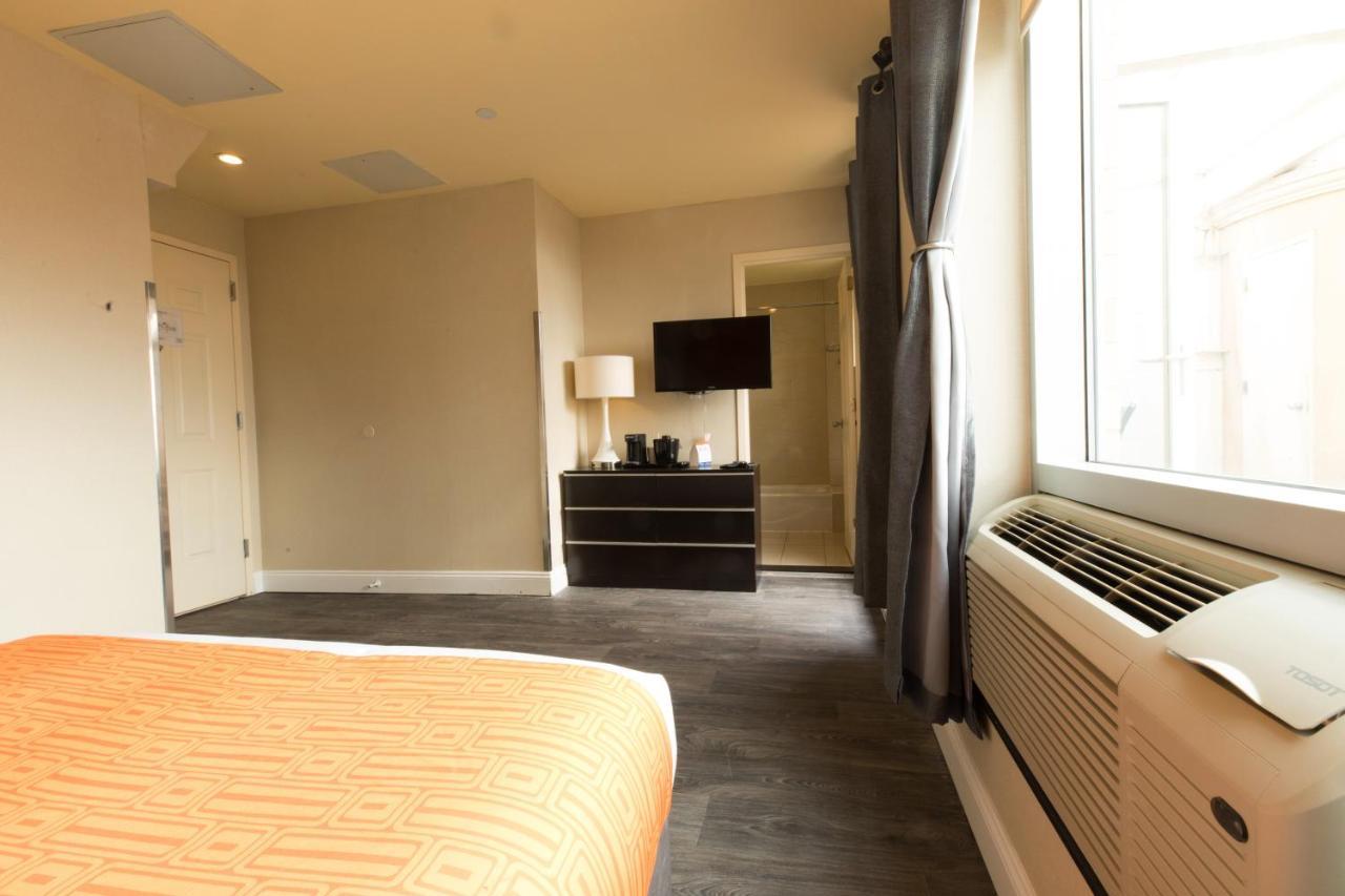 Howard Johnson By Wyndham Long Island City Νέα Υόρκη Εξωτερικό φωτογραφία